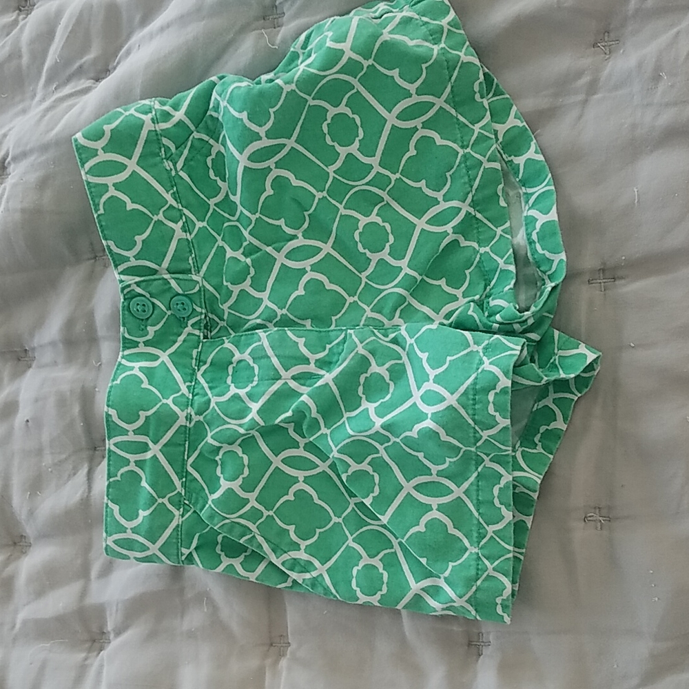 Janie and Jack 12 to 18 months. Green shorts.